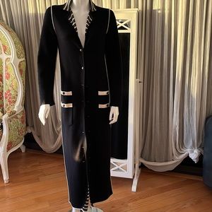 Authentic Chanel Reversible coat/dress CC buttons in & out. French Chanel look.